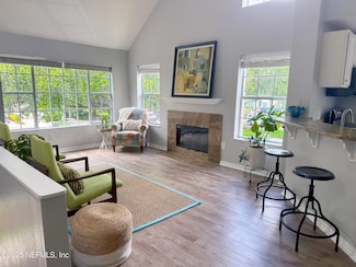 13700 Richmond Park Dr N Unit 206, Jacksonville, FL 32224
