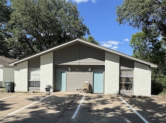 4121 Old Hearne Rd, Bryan, TX 77803