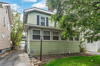 139 E Hazeltine Ave, Buffalo, NY 14217