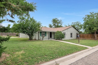 1805 Broadmoor St, Amarillo, TX 79106