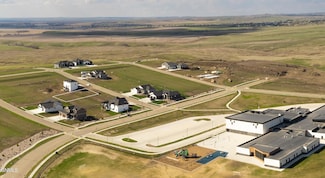 2011 Monarch Ave, Bismarck, ND 58503