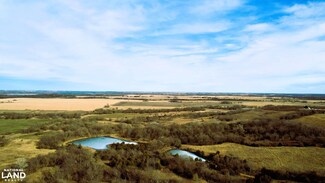 33757 S Davis Rd, Reading, KS 66868