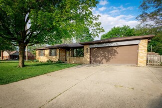4483 Wilshire Dr, Brownsburg, IN 46112