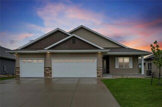 4019 Peridot Dr, Marion, IA 52302