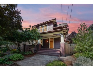 707 SE 48th Ave, Portland, OR 97215