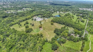 13410 Woodland Ave, Kansas City, MO 64146