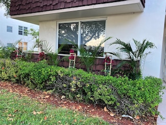 2601 S Palm Aire Dr Unit 112, Pompano Beach, FL 33069
