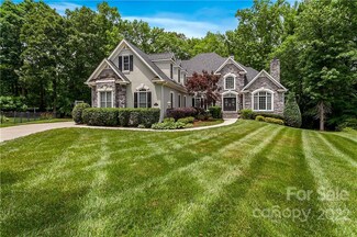 7300 Balintoy Ln, Matthews, NC 28104