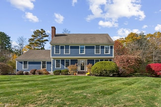 17 Balsam Dr, Cumberland Center, ME 04021