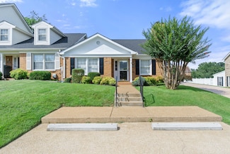 6756 Hickory Manor Cir, Chattanooga, TN 37421