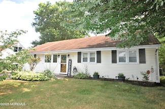 8 Pacific Terrace, Hazlet, NJ 07730