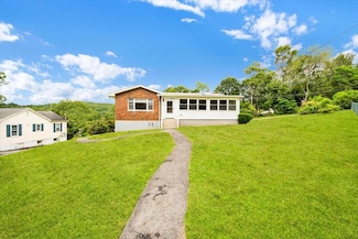 15 Harvard Dr, Carmel, NY 10512
