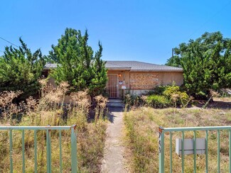 749 N Midway Dr, Escondido, CA 92027