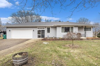 266 Richfield Ave, Springfield, MI 49037