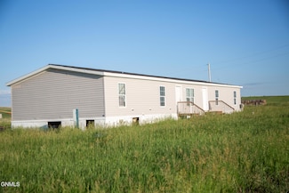 12995 21st St NW, Arnegard, ND 58835
