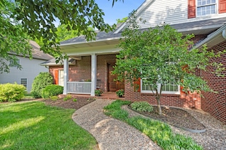 2000 Chapel Ridge Rd, Columbia, MO 65203
