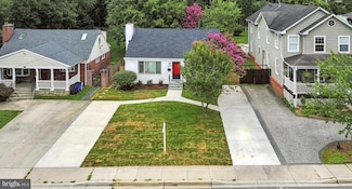 10313 Summit Ave, Kensington, MD 20895