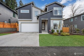 2025 85th Avenue Ct E, Edgewood, WA 98371