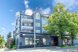 9222 Roosevelt Way NE Unit 302, Seattle, WA 98115