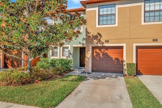 1523 Water Terrace Ln, Brandon, FL 33511