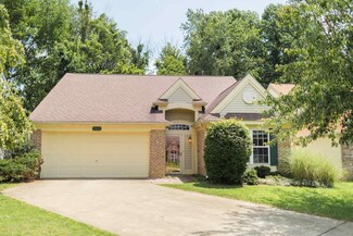 2103 S Bent Tree Dr, Bloomington, IN 47401