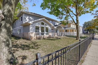 504 E Church St, Champaign, IL 61820