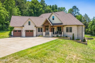 7820 E Emory Rd, Corryton, TN 37721