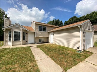 1815 Keystone Lakes Dr, Indianapolis, IN 46237