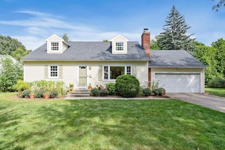 55 Case Pkwy, Burlington, VT 05401