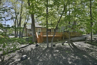 2764 Upland Ln N, Plymouth, MN 55447