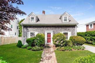 241 Tuckerman Ave, Middletown, RI 02842