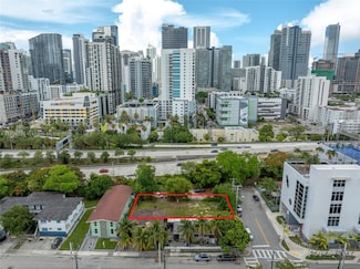 367 SW 11th St, Miami, FL 33130