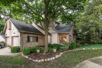 2014 Audubon Dr, Ann Arbor, MI 48103