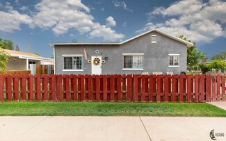 1136 E St, Brawley, CA 92227