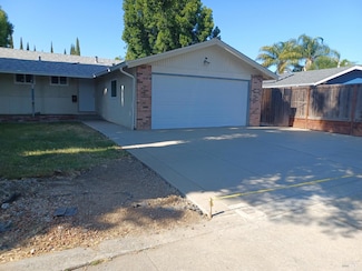273 Springvalley Dr, Vacaville, CA 95687