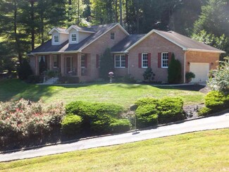 512 Happy Hollow Unit KO-13, Ironton, OH 45638