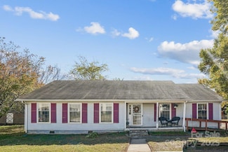 9801 Packard St, Pineville, NC 28134