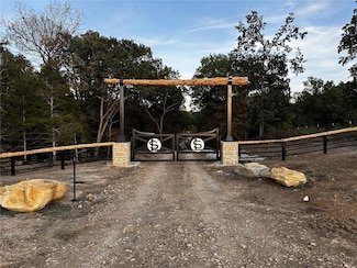 18 Hagan Ln, Rhineland, MO 65069