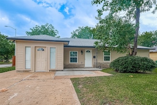 5703 Belmark St, Houston, TX 77033