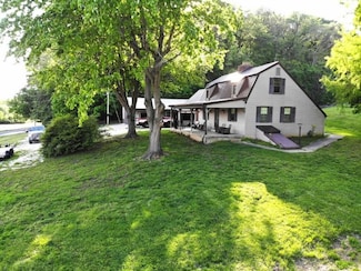 388 Spankey Rd, Eldred, IL 62027