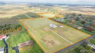 7141 Phillipsburg Union Rd, Brookville, OH 45309