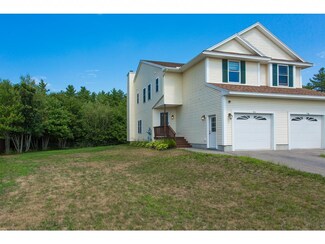 76 Trinity Cir, Rochester, NH 03839
