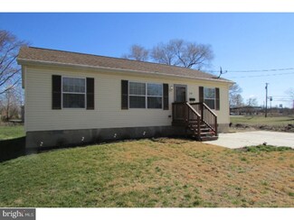 1737 Overbrook Ave, Paulsboro, NJ 08066