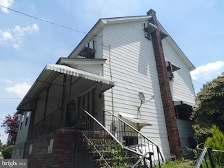 424 E Water St, Coaldale, PA 18218