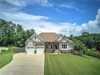33 River Birch Dr, Euharlee, GA 30145