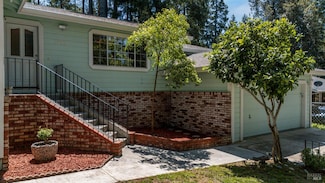 1409 Crawford Dr, Willits, CA 95490