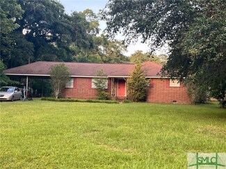 221 Sand Hill Rd, Guyton, GA 31312