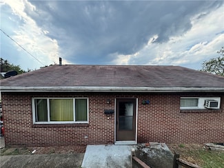 1004 Minnesota Ave, Glassport, PA 15045
