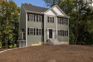 9 Boynton Ln, Billerica, MA 01821