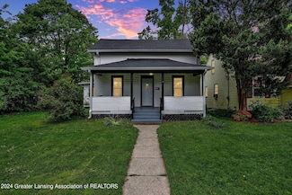 304 E Lincoln St, Grand Ledge, MI 48837